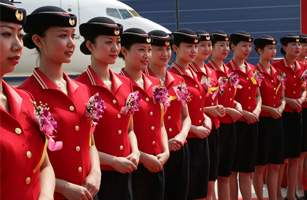 设计公司-深圳航空公司空姐服装整体形象设计